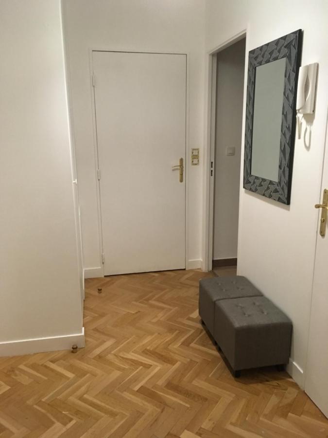 Appartement A Proximite De Disney De Val D Europe Montevrain Luaran gambar