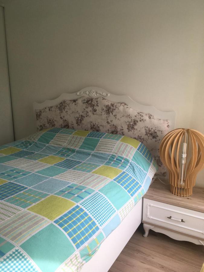 Appartement A Proximite De Disney De Val D Europe Montevrain Luaran gambar